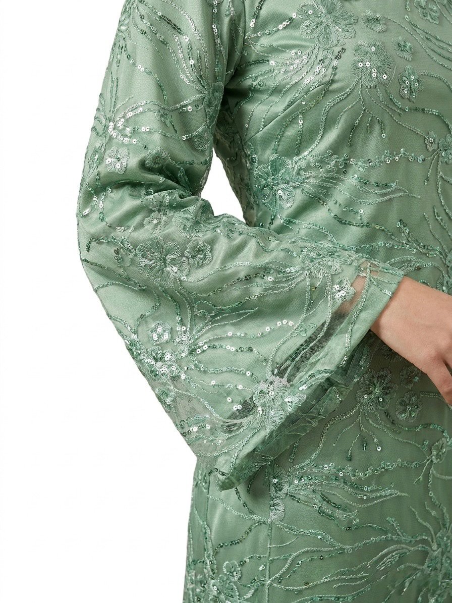 Jade - Image 4